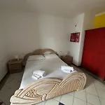 호텔 Anima Rooms&pool - Con Piscina 산 파스콸레