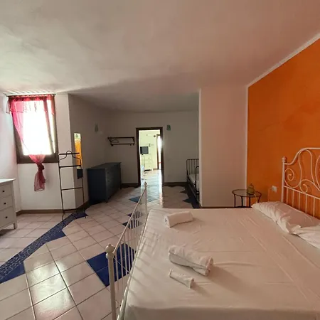 Отель Anima Rooms&pool - Con Piscina Сан-Паскуале