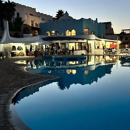 Anima Rooms&pool - Con Piscina Hotel